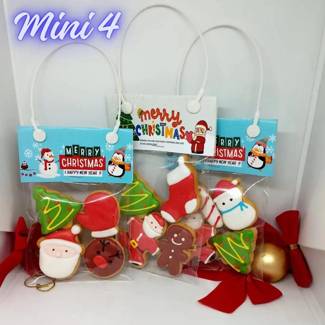 Handcrafted birthday cookie souvenir from Yekkia Bekasi