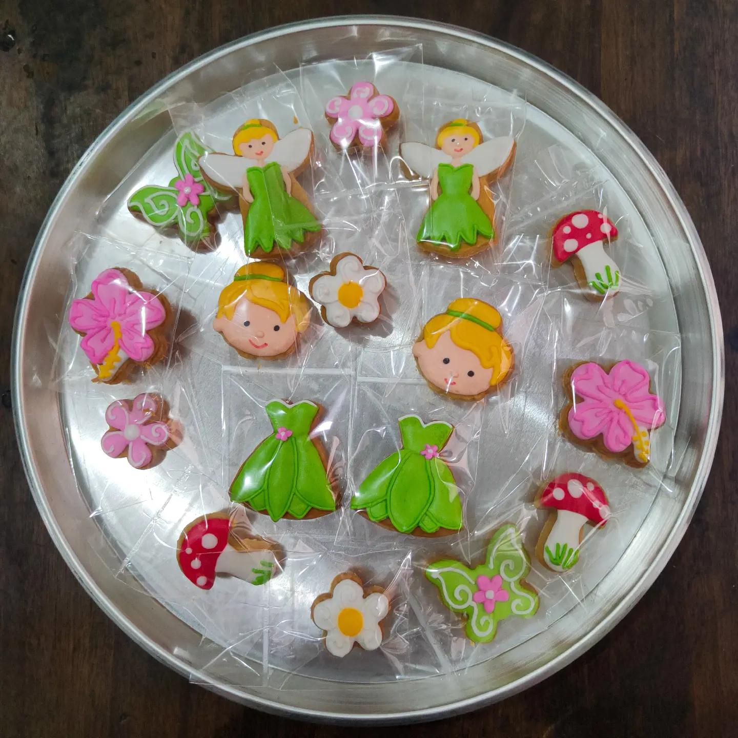 Detailed royal icing cookie character art